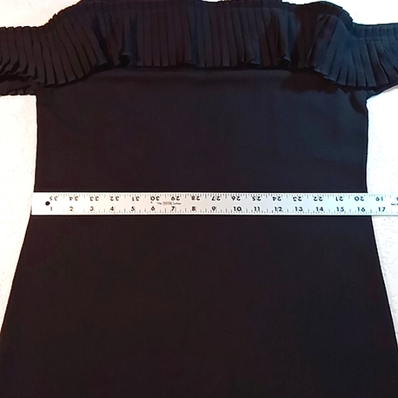 Boohoo Pleated Trim Black Cold Shoulder Mini Dress. Size 4 - Picture 9 of 12
